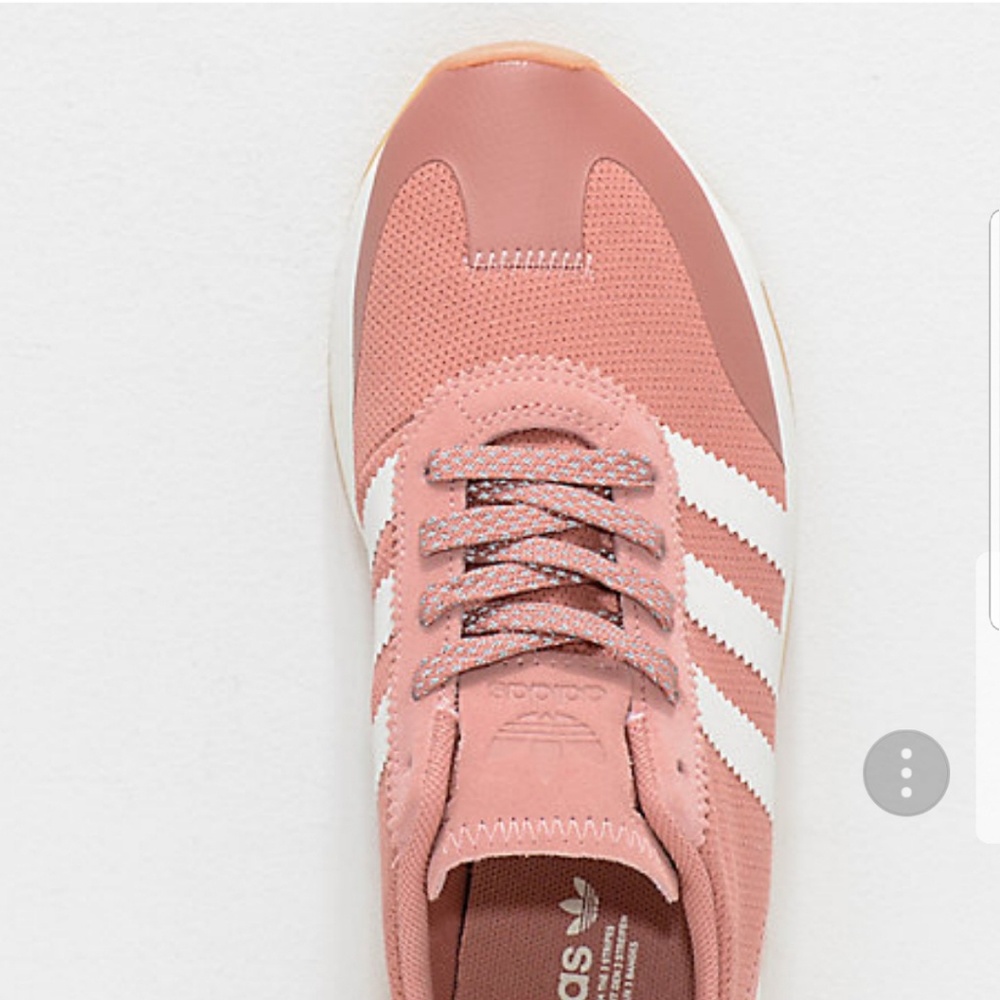 Adidas - Picture 4 of 5